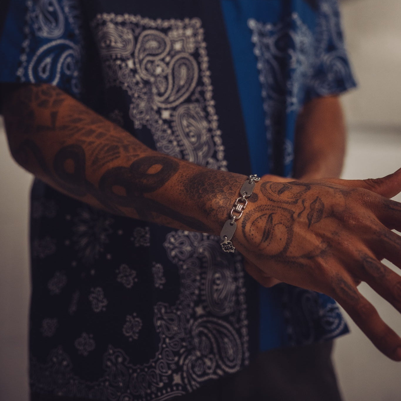 L&T Plattenkette 60cm 10mm + Armband 21cm 10mm aus Edelstahl