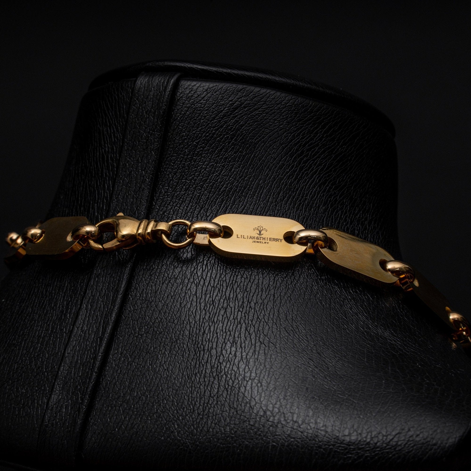 L&T Plattenkette 2.0 70cm lang 10mm breit aus Edelstahl zusätzlich mit 24 Karat Goldschicht vergoldet
