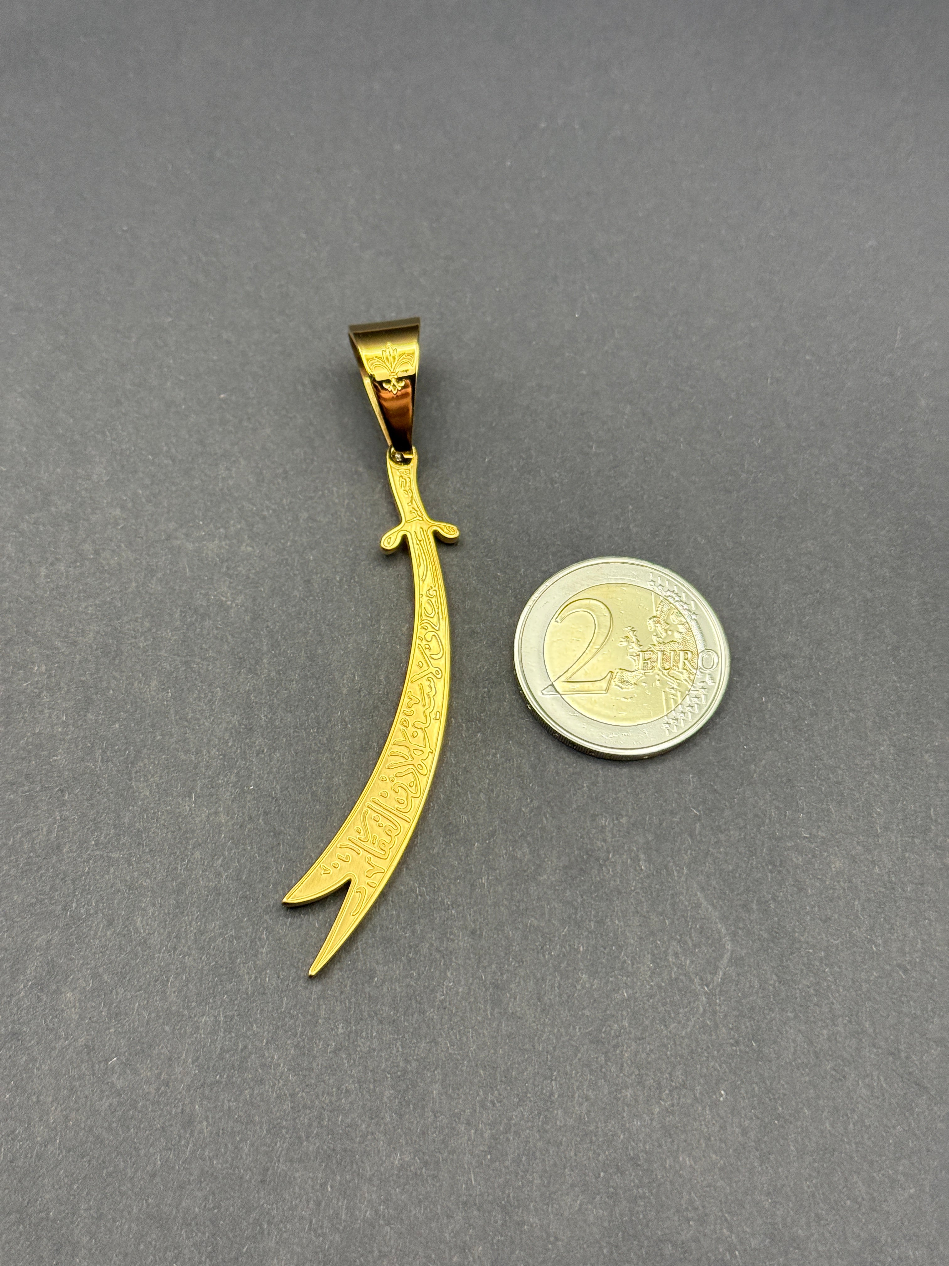 L&T Zülfikar Anhänger aus Edelstahl zusätzlich mit 24 Karat Goldschicht vergoldet