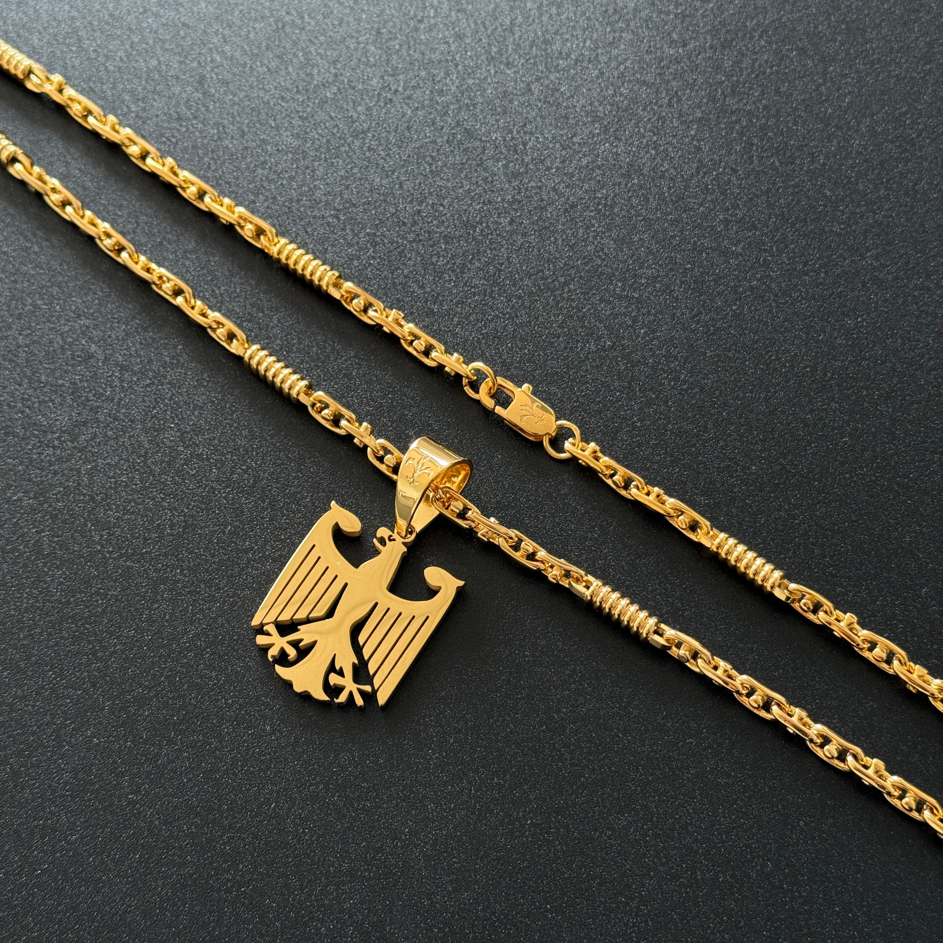 SET - L&T Monte Carlo Kette 5mm breit aus Edelstahl + Deutschland Anhänger aus Edelstahl zusätzlich 24 Karat Goldschicht vergoldet